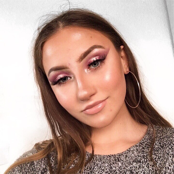 Beauty-Influencerin Lena Glams